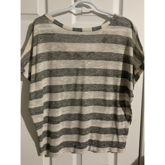 Warehouse One / Stripped top - Picture 2 of 4